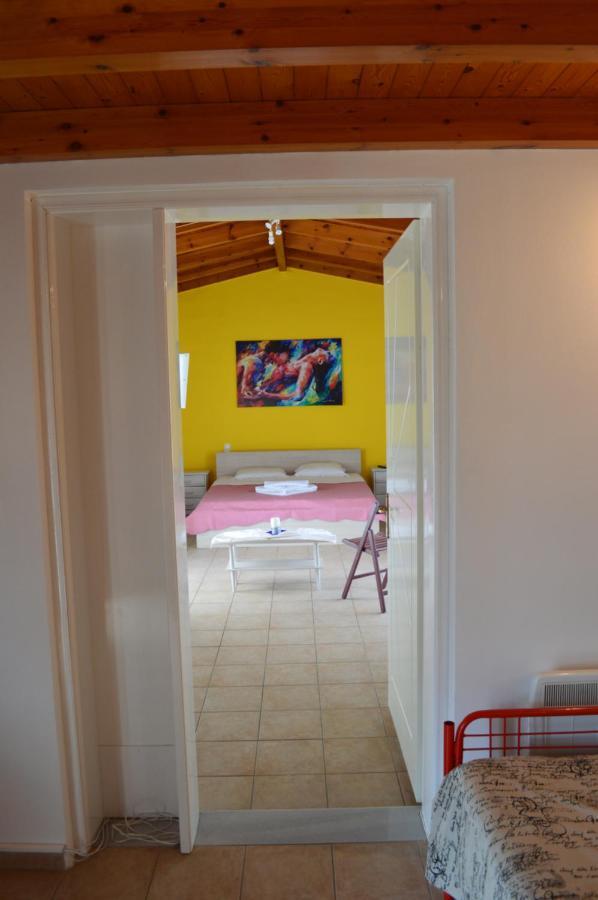 Serenity House Aigio Dimitropoulos Βίλα Εξωτερικό φωτογραφία