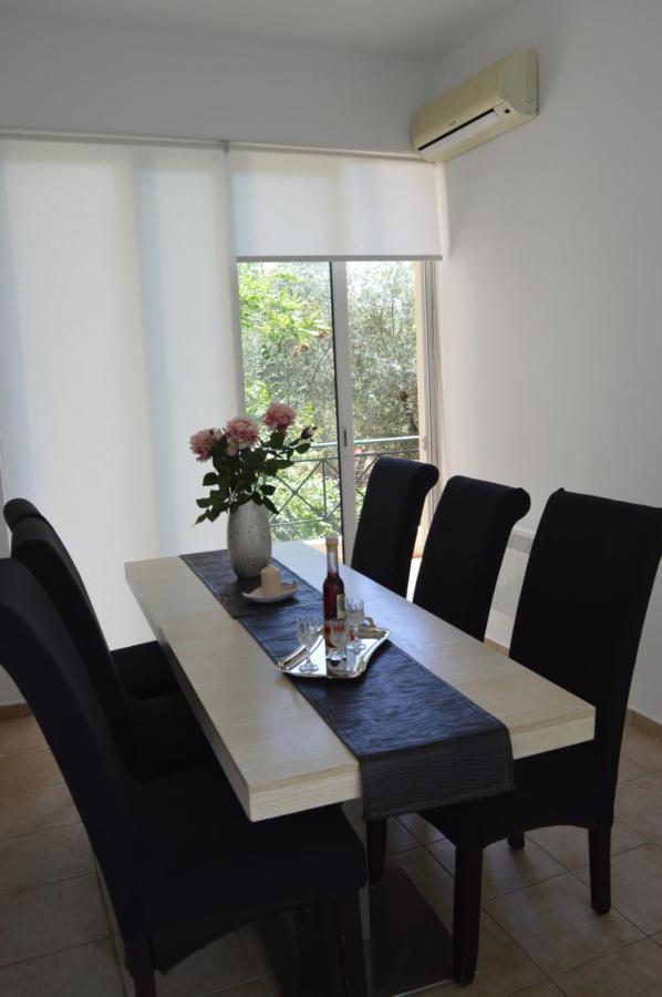 Serenity House Aigio Dimitropoulos Βίλα Εξωτερικό φωτογραφία